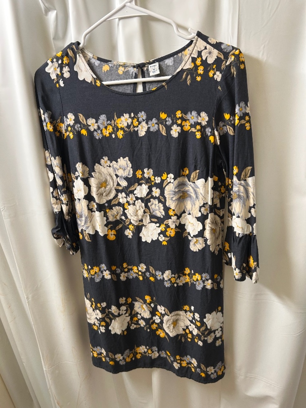 Old Navy 3/4 Sleeve Floral Dress